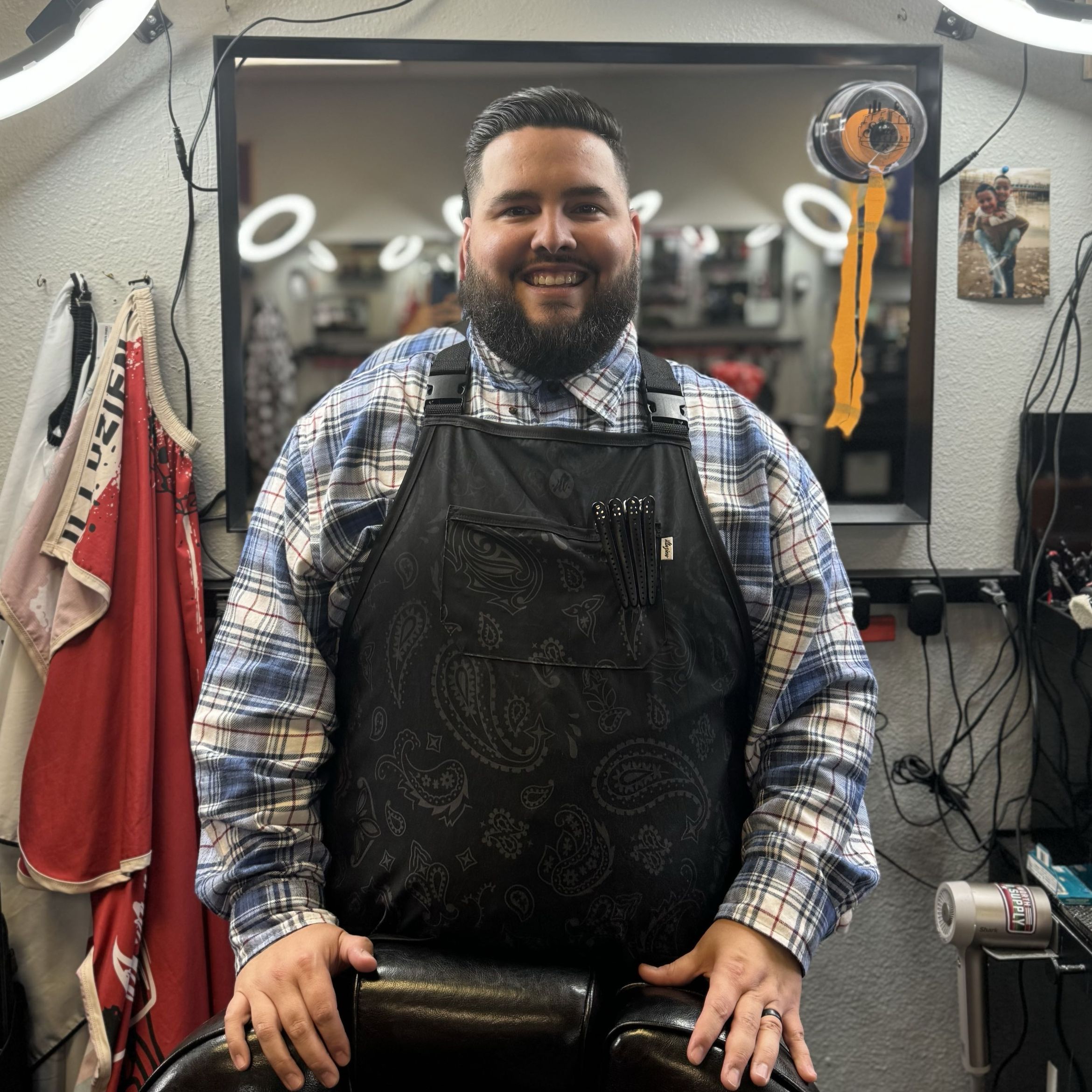 Damien - Artist Barbershop