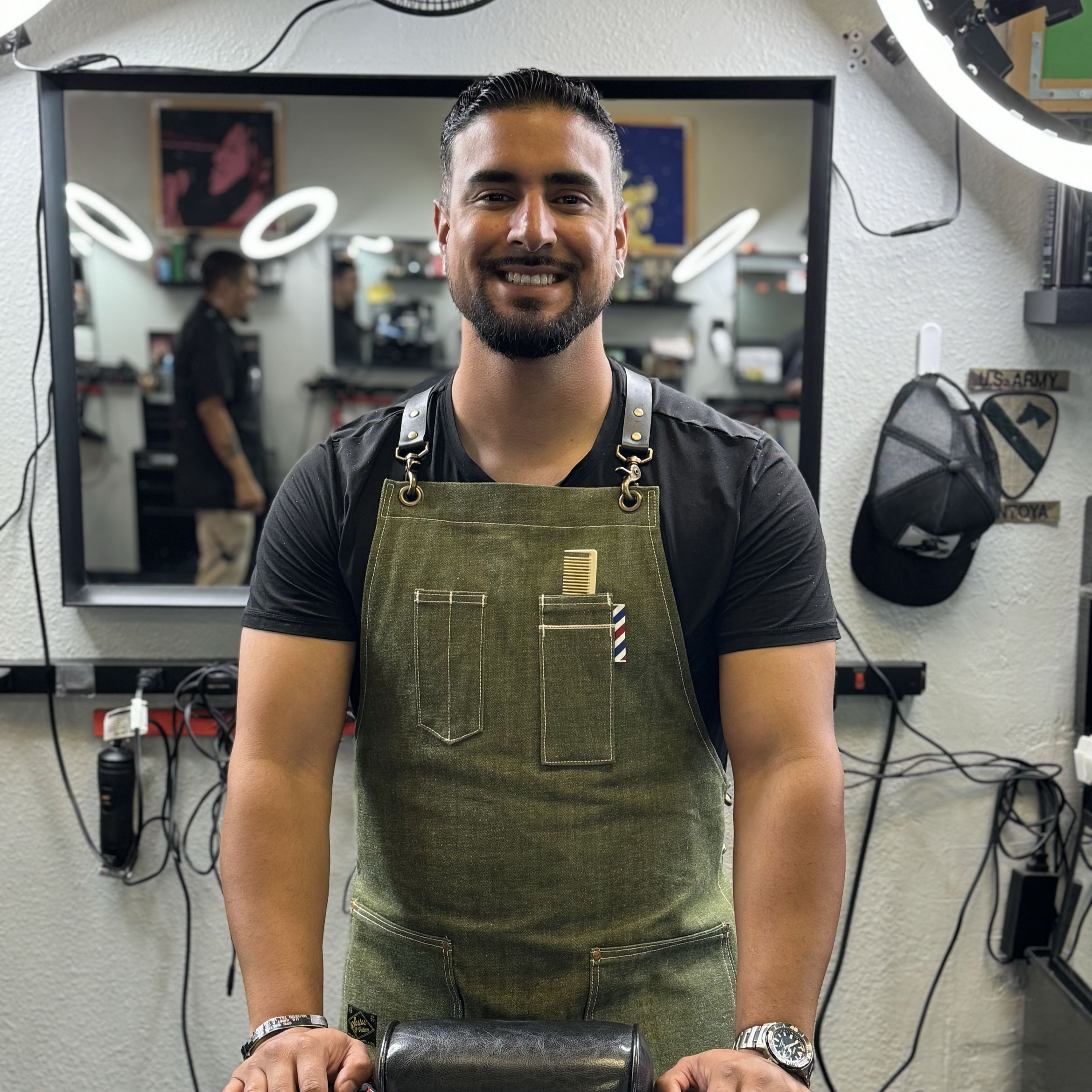 Mike - Artist Barbershop