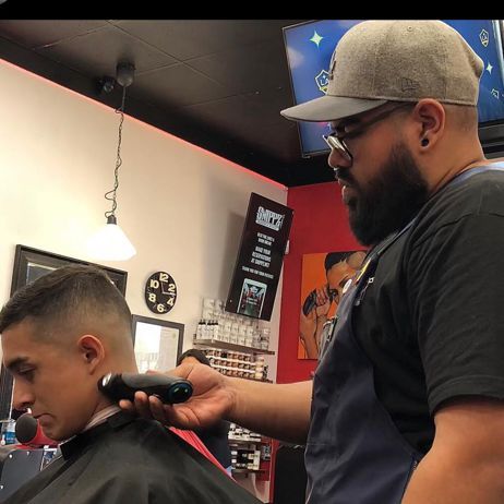 Victor  Lupercio - Snippz Barbershop #1 Chino