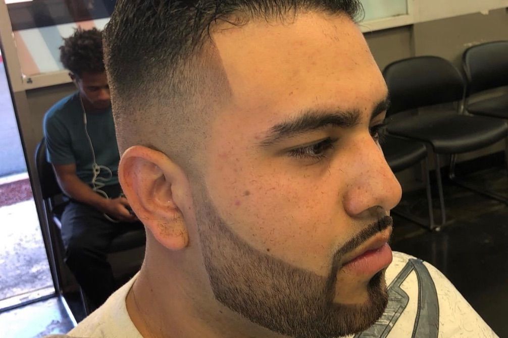 Men's Haircut w/Beard (Razor Shave) portfolio