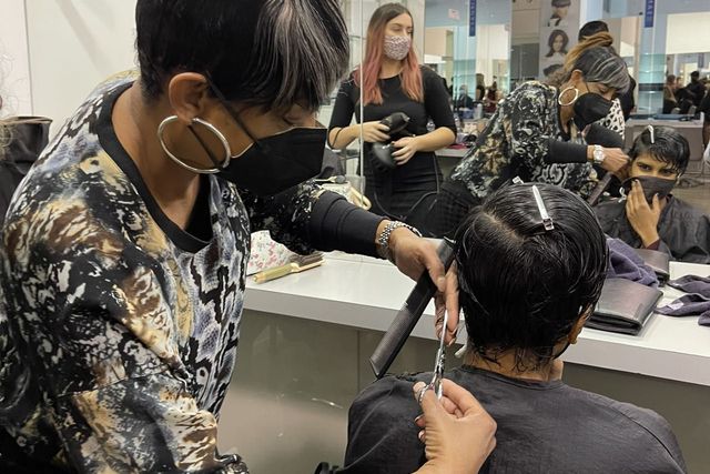Hair Salons Near You in Inglewood, CA - Best Hair Stylists & Hairdressers  in Inglewood