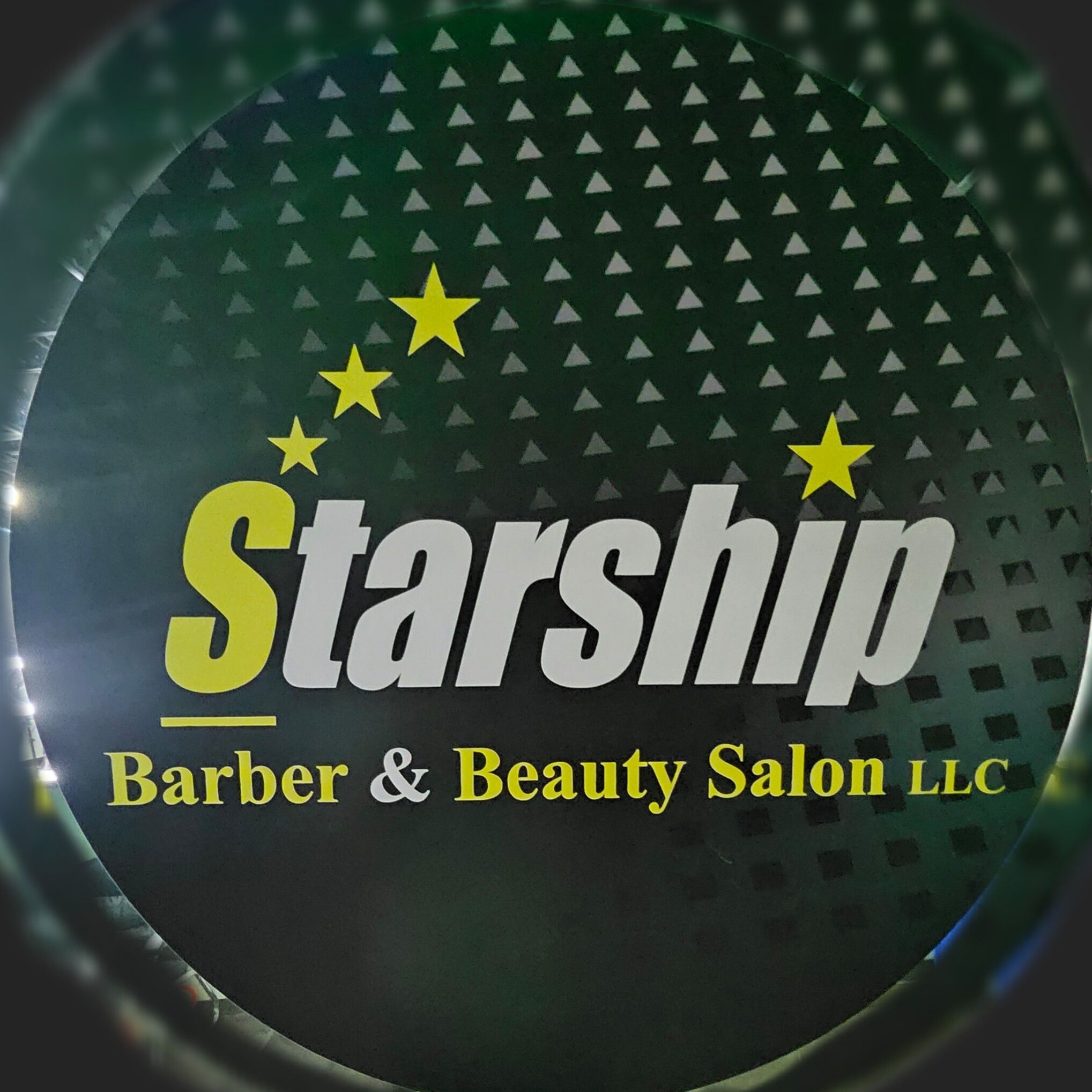 Starship Barber & Beauty Salon LLC, 1035 E. Van Buren ST #109, Avondale, 85323