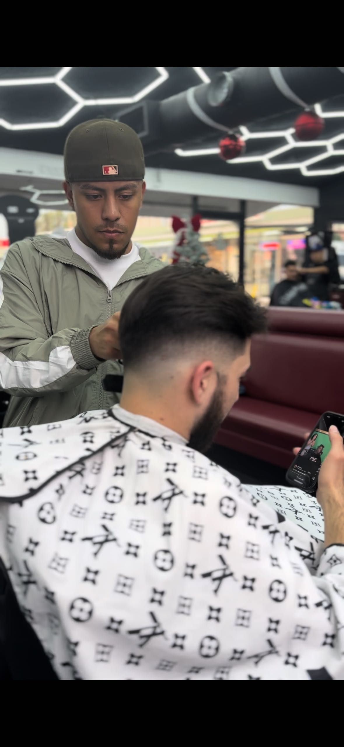 Crisfadez 💈, 1540 S Harbor Blvd, La Habra, 90631