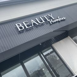 Crystal's Healthy Hair Salon Location- @Beauty Hunters salon.     26710 Southfield Rd, Southfield, MI  next to AT &T PLAZA at corner of 696 /11 mile, 26710 Southfield Rd, Southfield, 48076