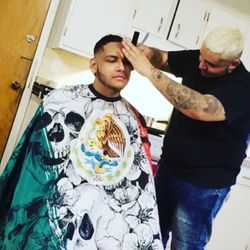 Giovanni @ Waldy's Barber Lounge, 3000N.Elston, Chicago, 60618