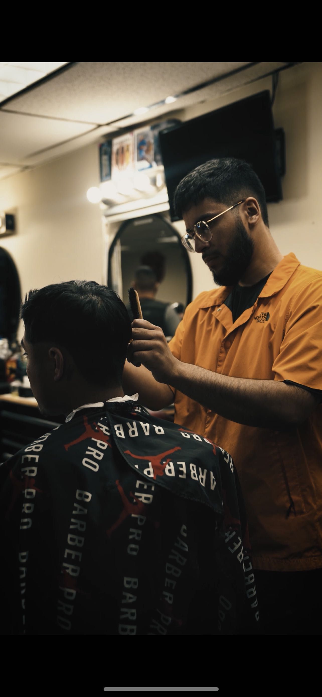 Juan @Elite Cuts Barbershop, 4342 W 63rd St, Chicago, 60629