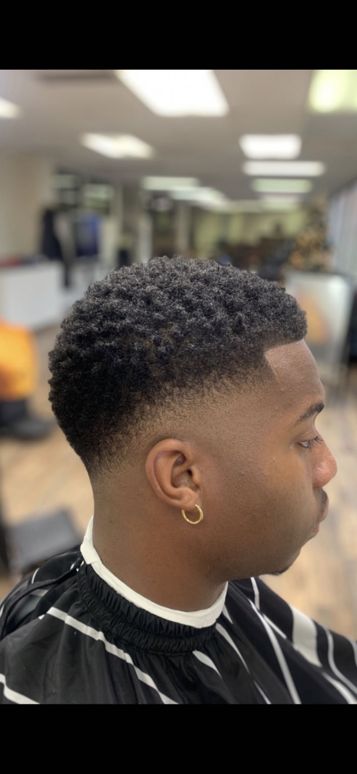 Level Up Barbershop, W 3rd St, 102, Winston-Salem, 27101