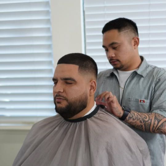 Barber Ant, Apex barbershop 6135 Mission St Daly City, CA  94014 United States, Daly City, 94014