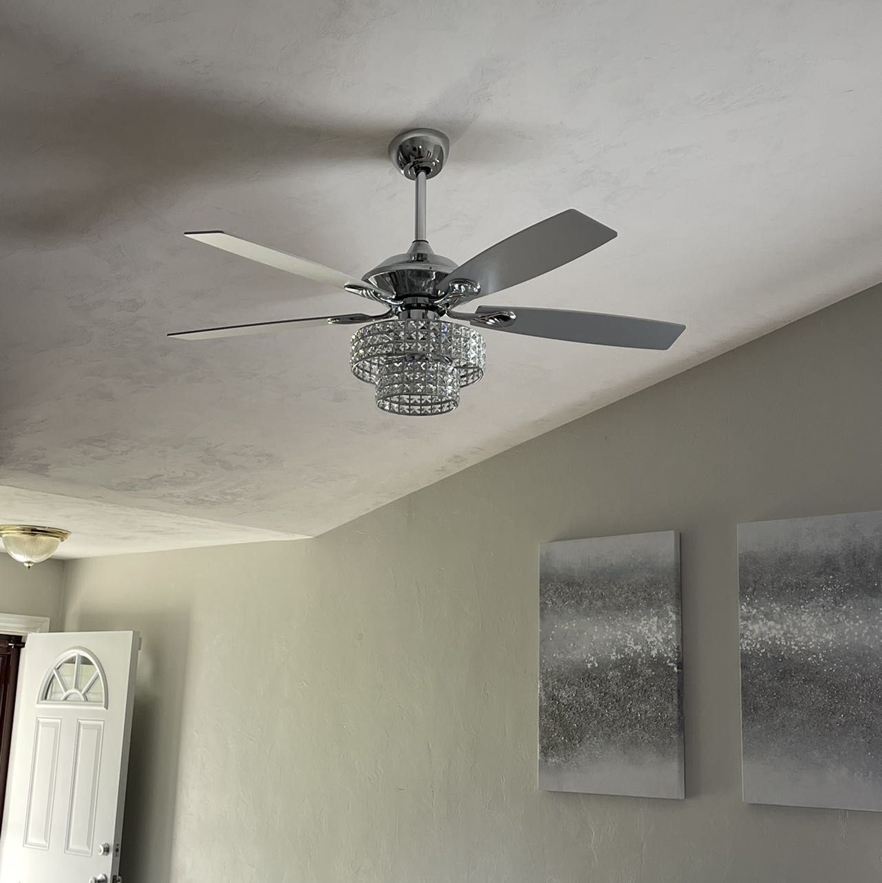 Light fixtures / chandeliers/ceiling fans portfolio