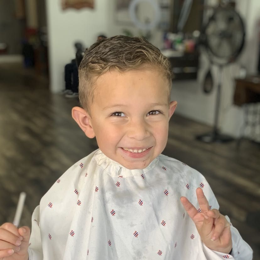 Kids Haircut 💇‍♂️ (10 & Under) portfolio