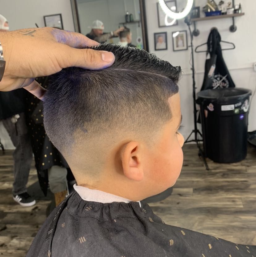 Kids Haircut 💇‍♂️ (10 & Under) portfolio