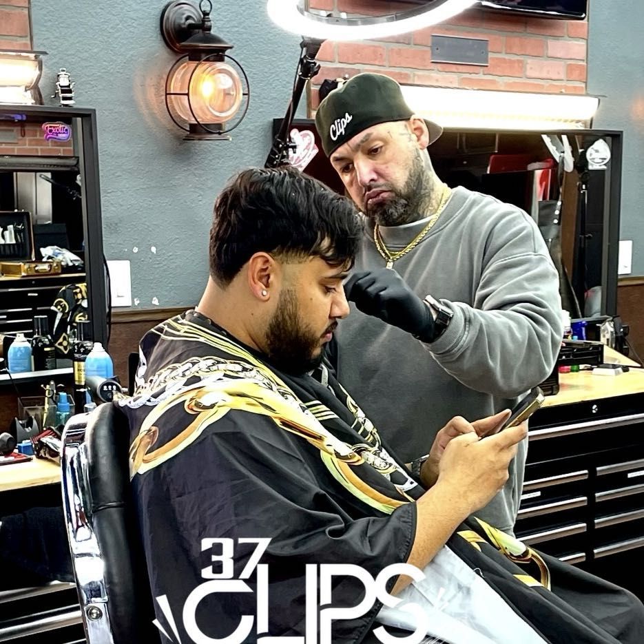 Clips, 6800 Balboa Blvd, Bldg C, Van Nuys, Van Nuys 91406