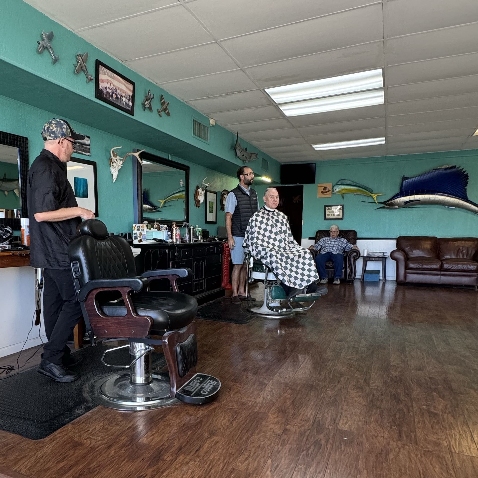 Garrett's Gentlemens BarberShop, 800 S Bay St, Eustis, 32726