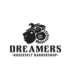 Luis Garcia at Dreamers Roosevelt Barbershop, 851 42nd St, Des Moines, IA, Des Moines, 50312