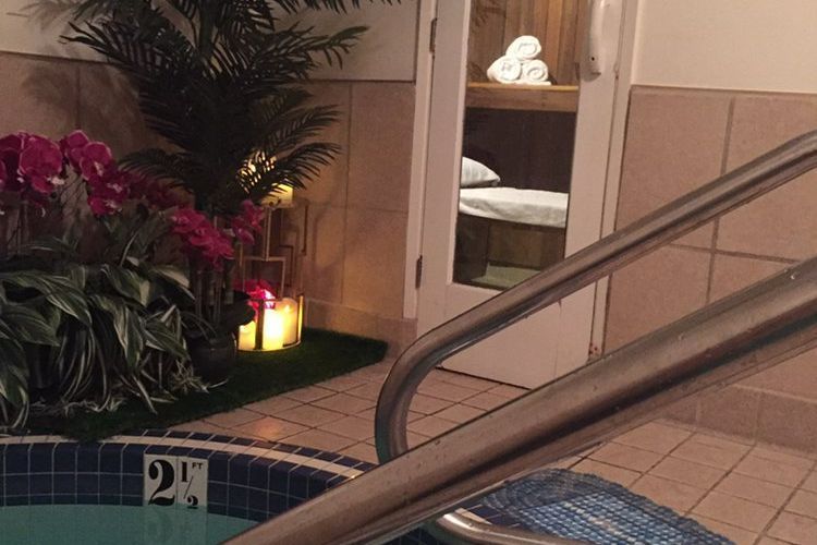 60-Minute Hot Tub Hydrotherapy (for couple) portfolio