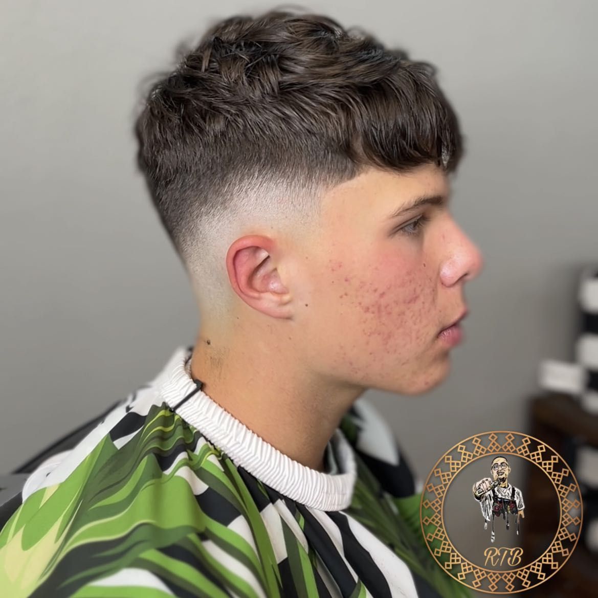TRADITIONAL HAIRCUT + EYEBROWS💇🏼‍♂️(CASH ONLY)💈 portfolio