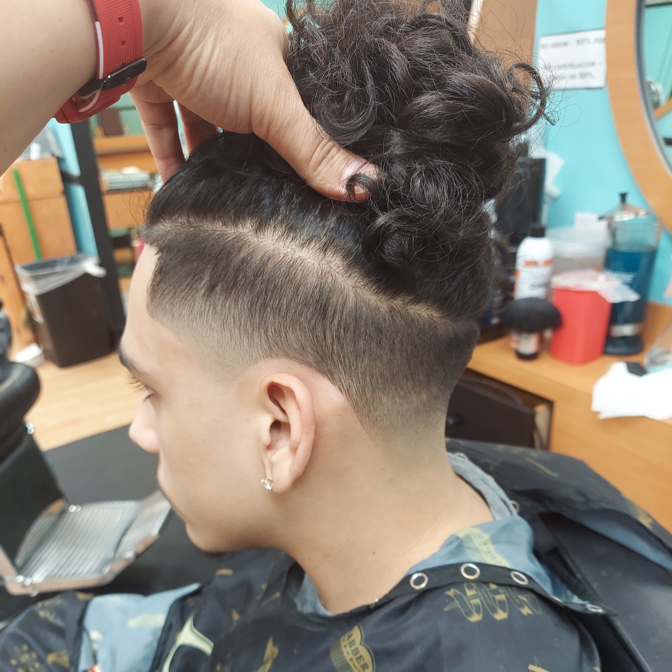 marcos barber, bibi salon spa 6201 Leesburg Pike 103, Falls Church, 22044