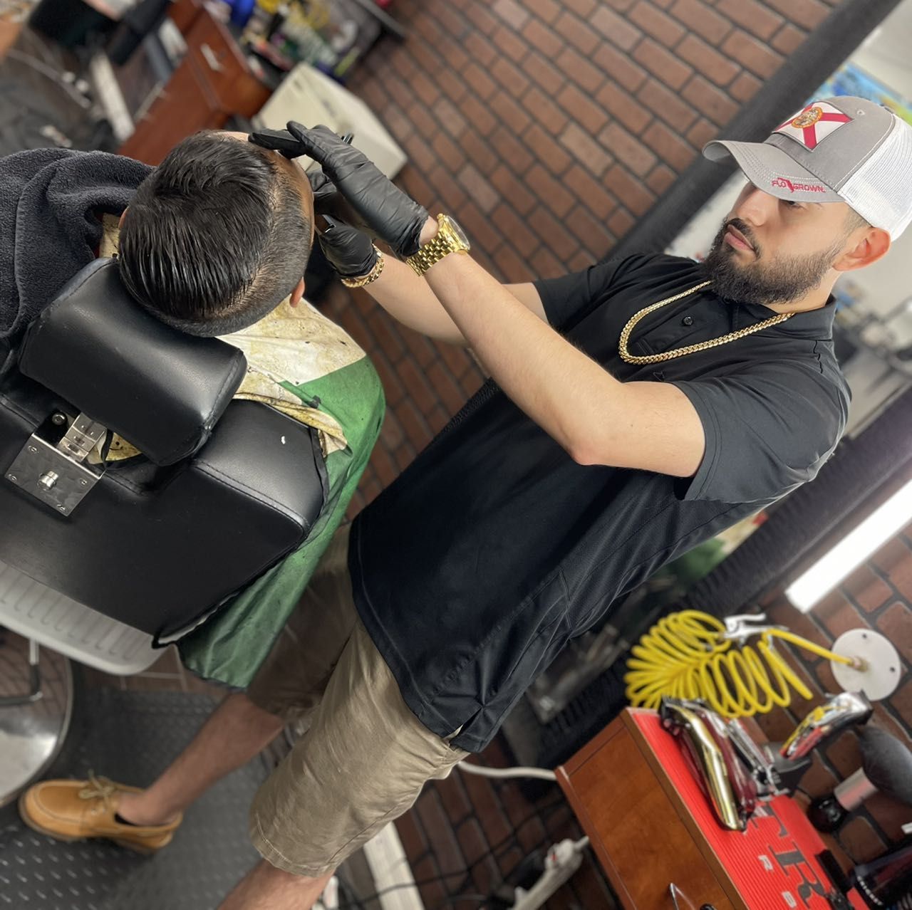 Jose Martinez - Bossmens Barbershop