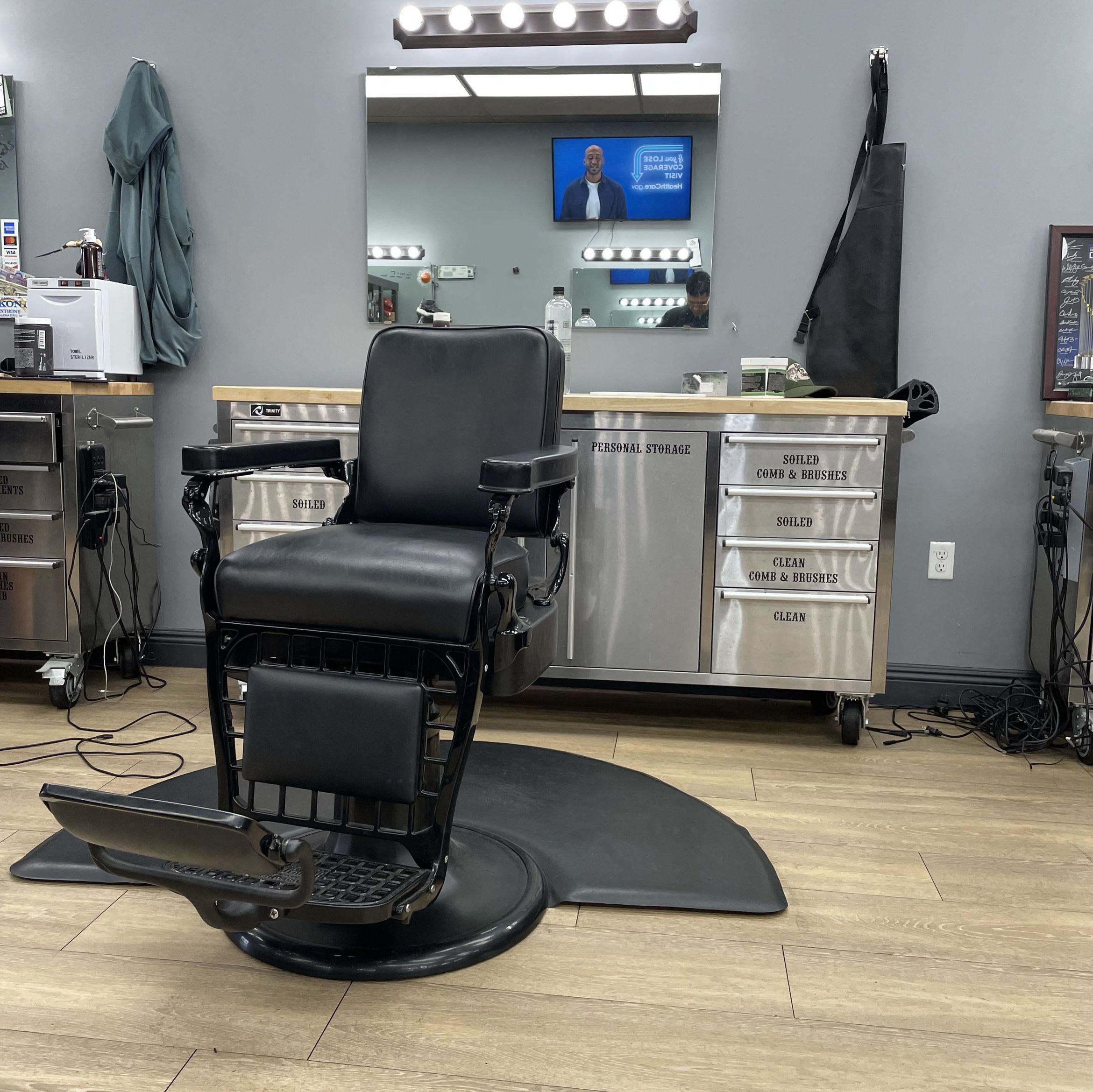 Carlos Barber, 2440 w arrow rte, Suite 4E, Upland, 91786