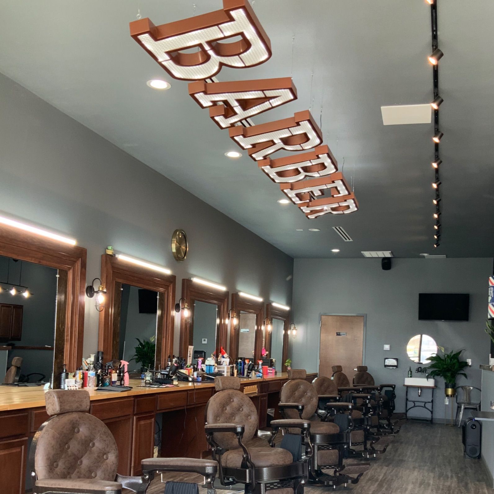 Lizethe 8 AXÉ Barbershop, 2601 N. Zaragoza Rd, Suite B203, El Paso, 79938