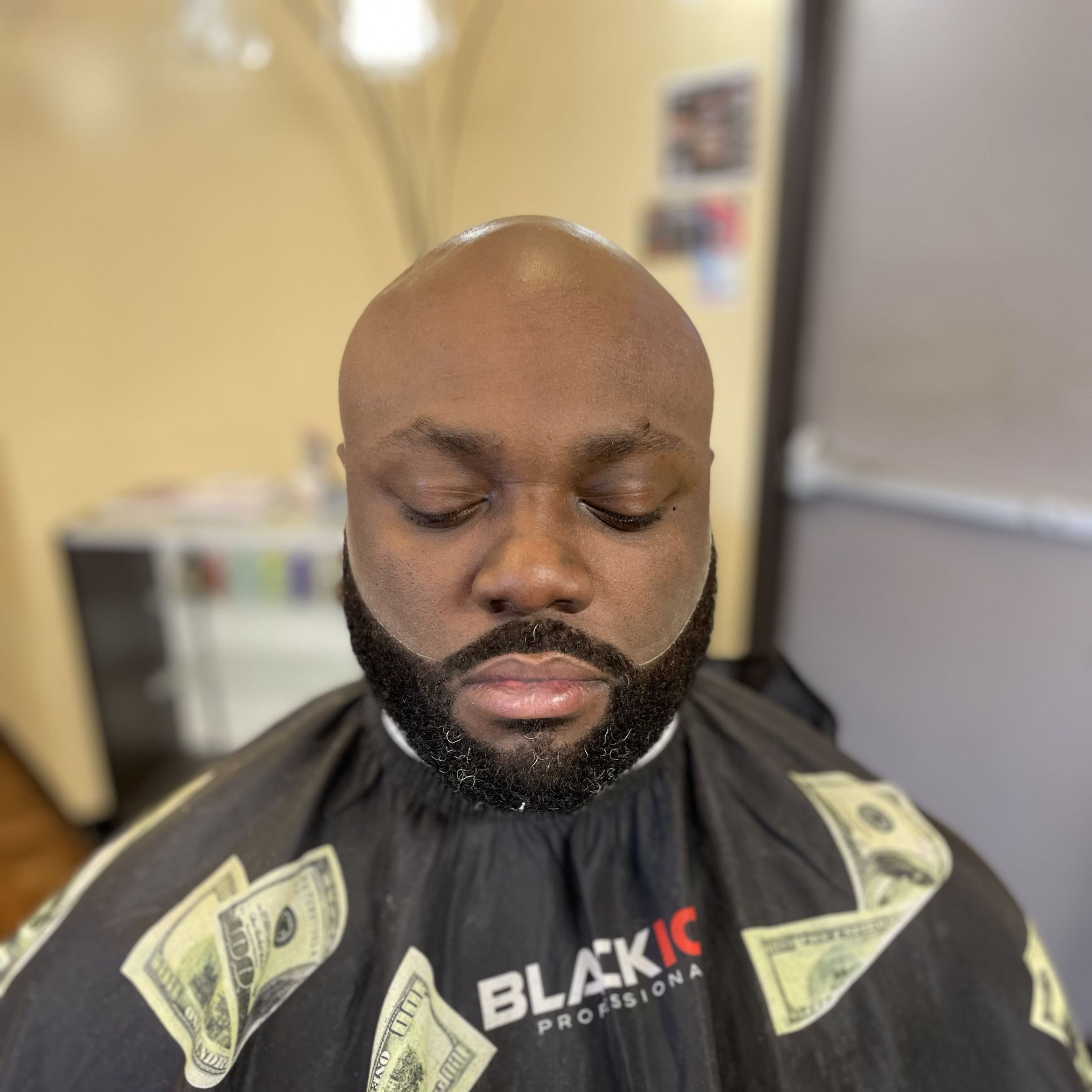 Edge Up/Beard shave 🧔🏻‍♂️ portfolio