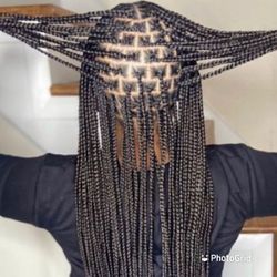 Flo African hair braiding(mobil Braider), 1400 florida av nw, G, Washington, 20009