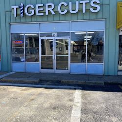 Tiger cuts, 634 S Highland St, Memphis, 38111