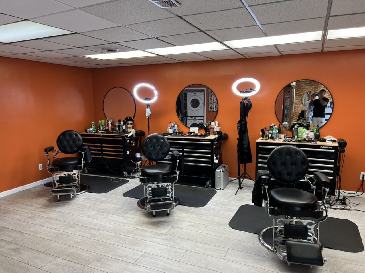 The 10 Best Barber Shops Near Me (with Prices & Reviews)