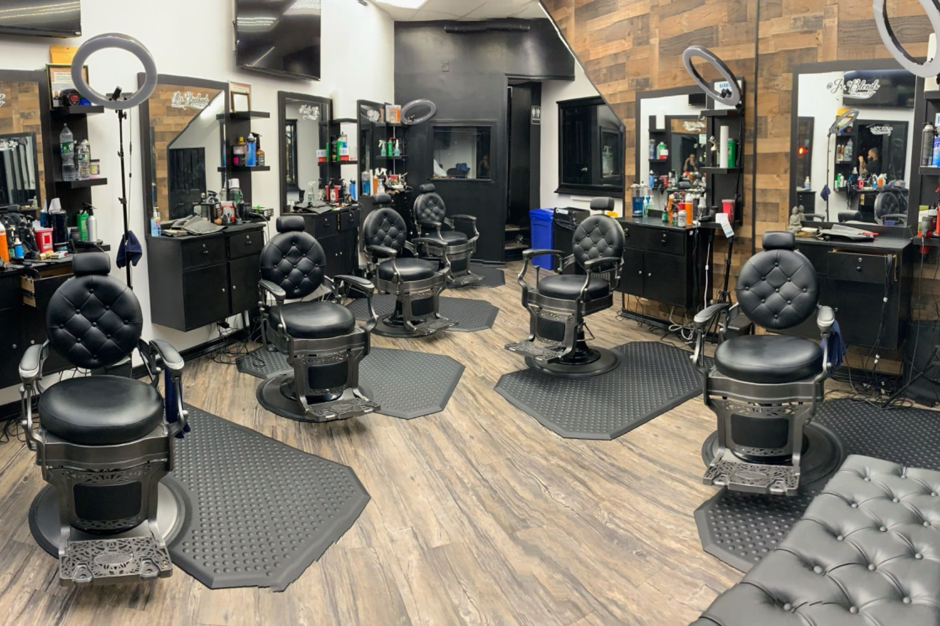 Barber Chairs & Barber Supplies (@jjbarbersupplyco) • Instagram photos and  videos