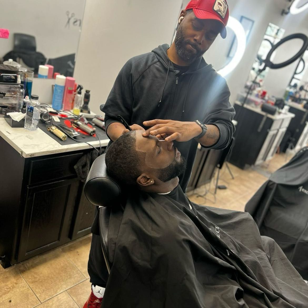 Yogi The Barber, 2817 Hennepin Ave South, Minneapolis, 55408