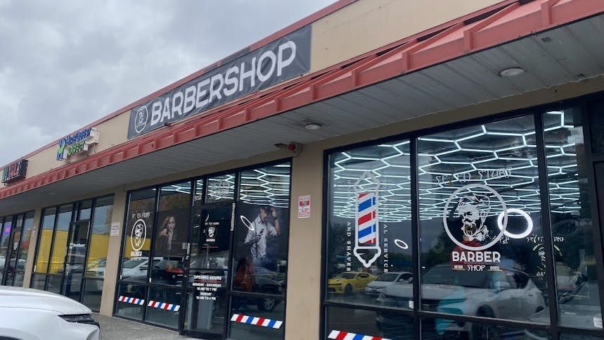 Barbershops Near Me in Kent  Find Best Barbers Open Near You!