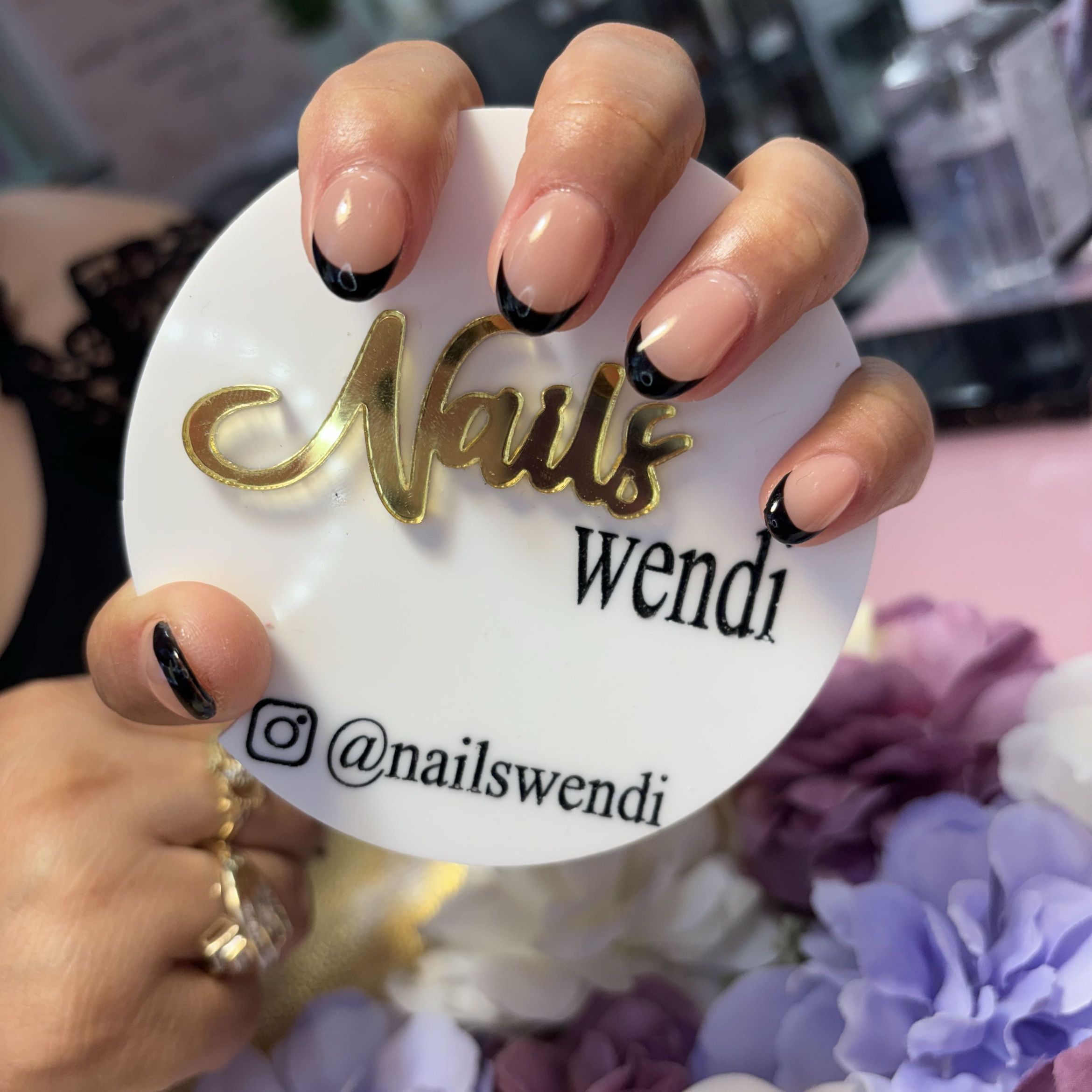 Nails wendi, 2839 James M wood Boulevard, Los Angeles, 90006