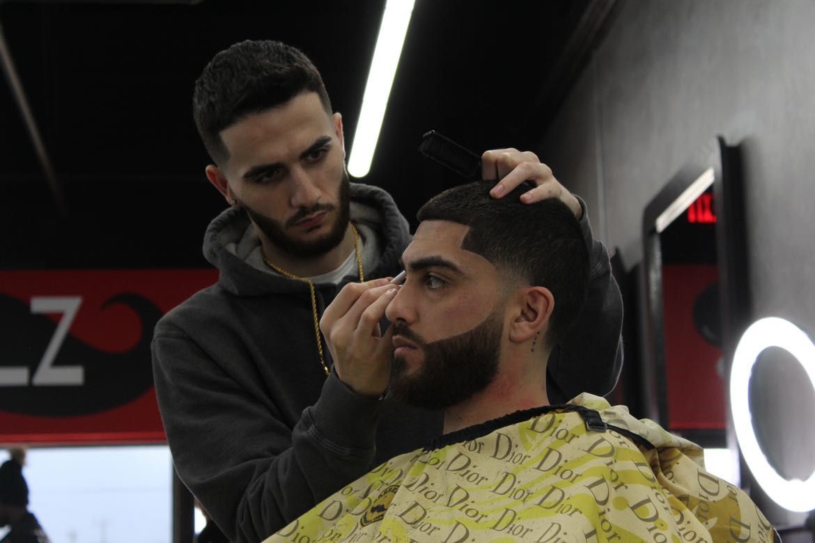 Barbershops Near Me in Armada Find Best Barbers Open Near You