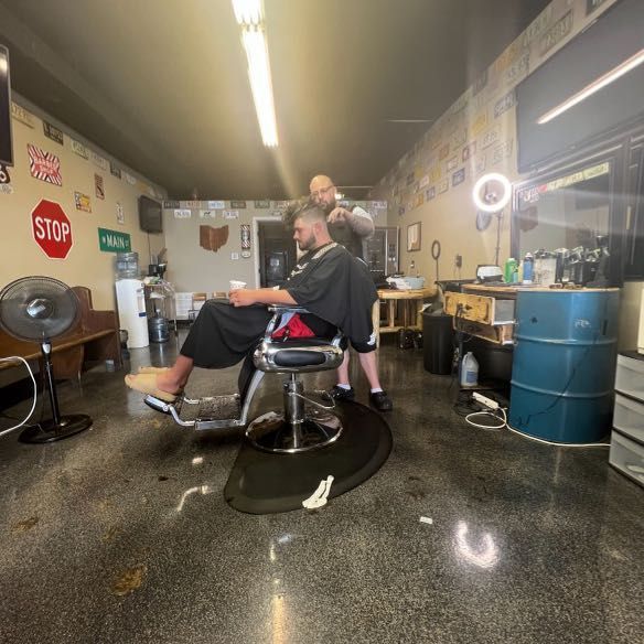Gannon's Barbershop, 2861 S High St, Columbus, 43207