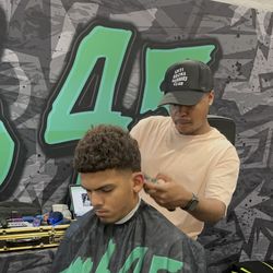 Isaiah The Barber, 13032 N Dale Mabry Hwy, Tampa, 33618