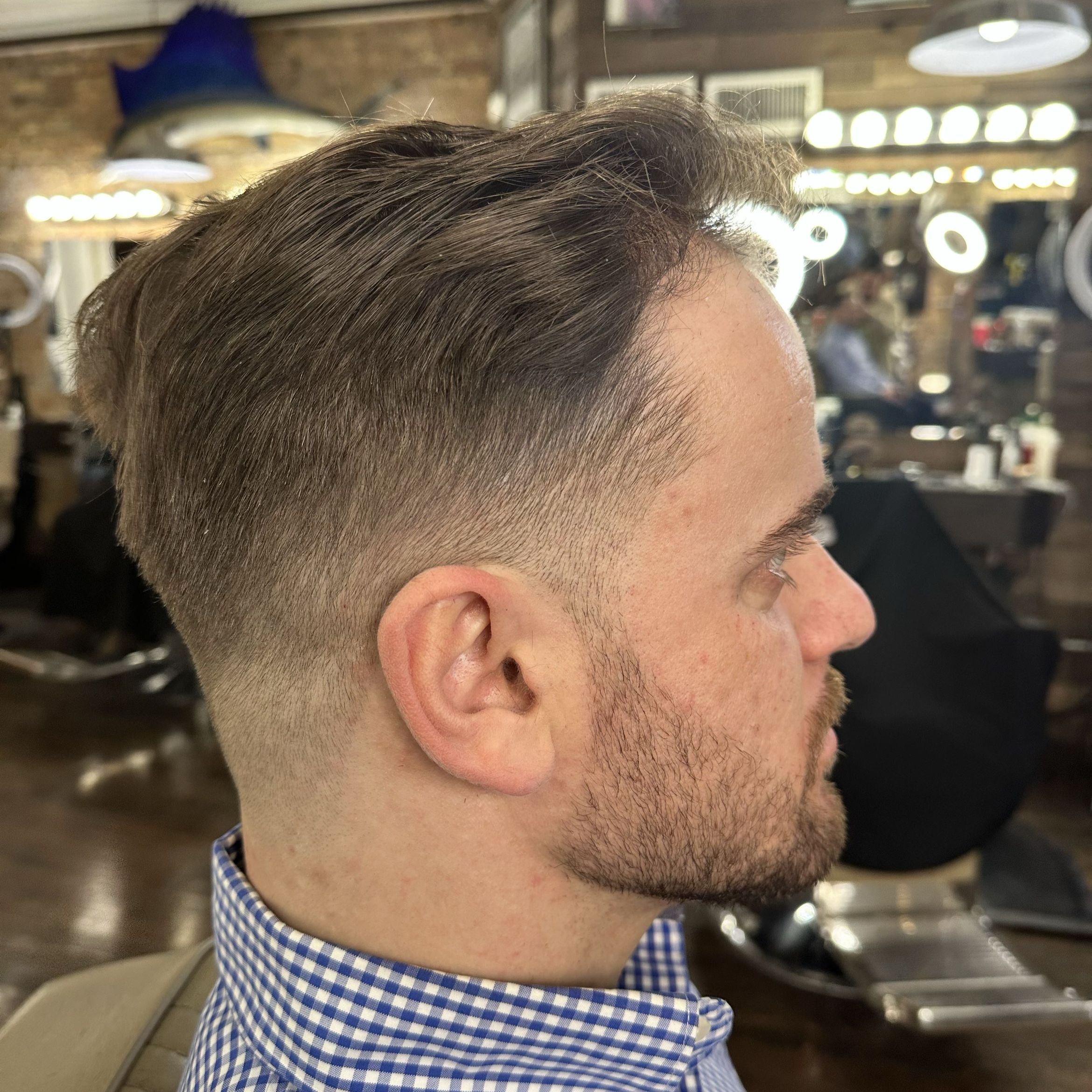 Gentleman’s haircut w/ beard lining portfolio