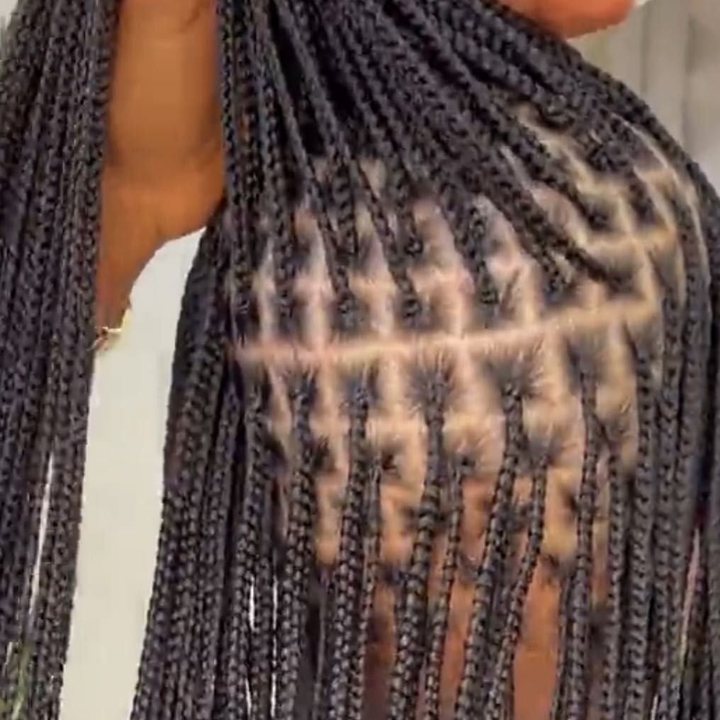 United African hair braiding, Cabinet Dr, Manor, 78653