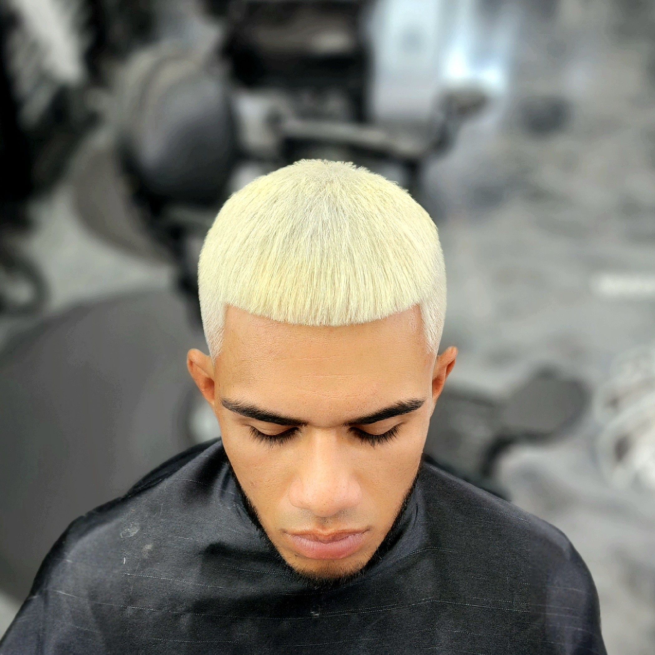 Bleach Hair & Color (Contact Me Before Booking) portfolio