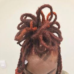 Dee's loc and styles, 1360 Dogwood Dr Suite 108, Conyers, 30013