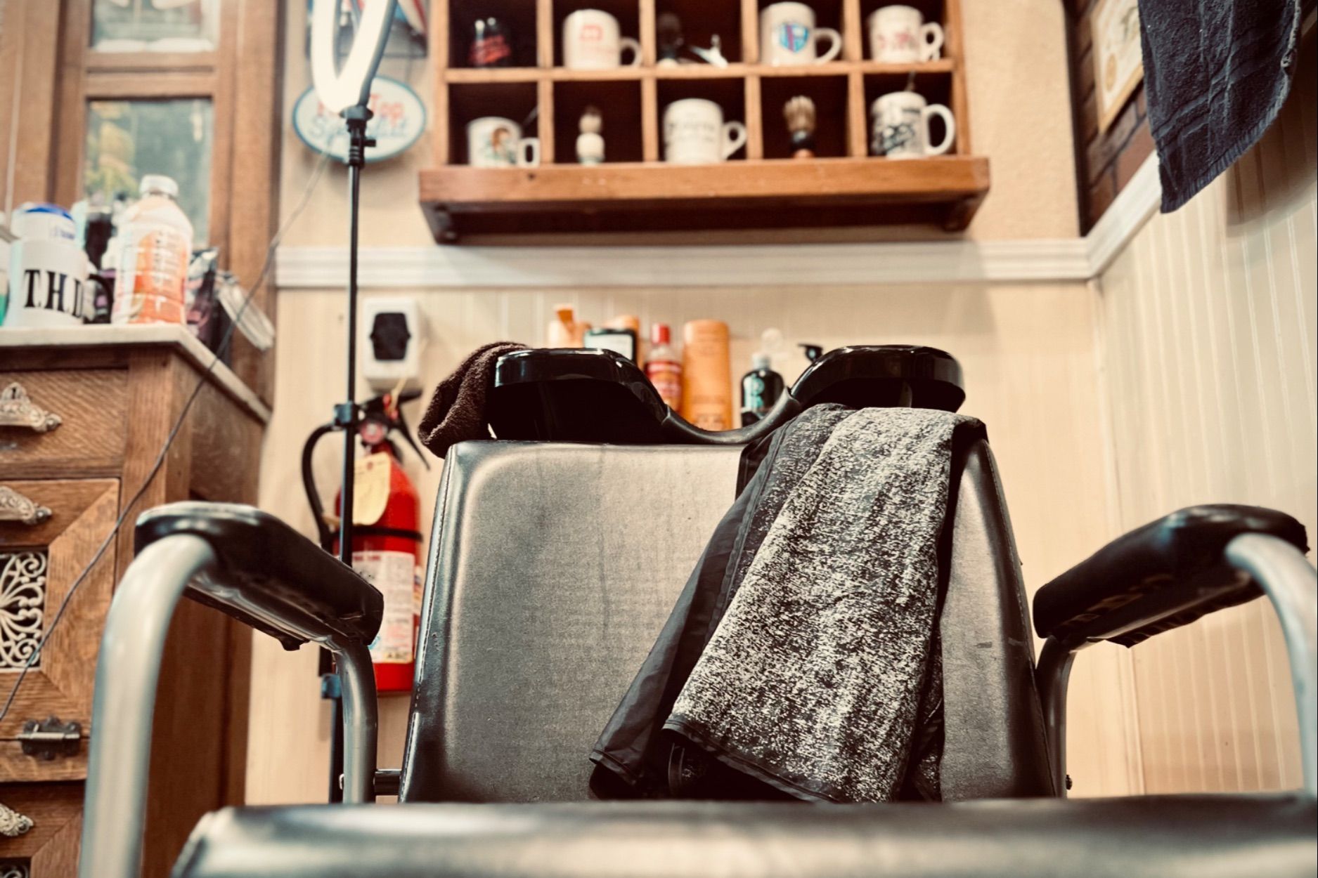 Barbershops Near Me in Troutdale  Find Best Barbers Open Near You!