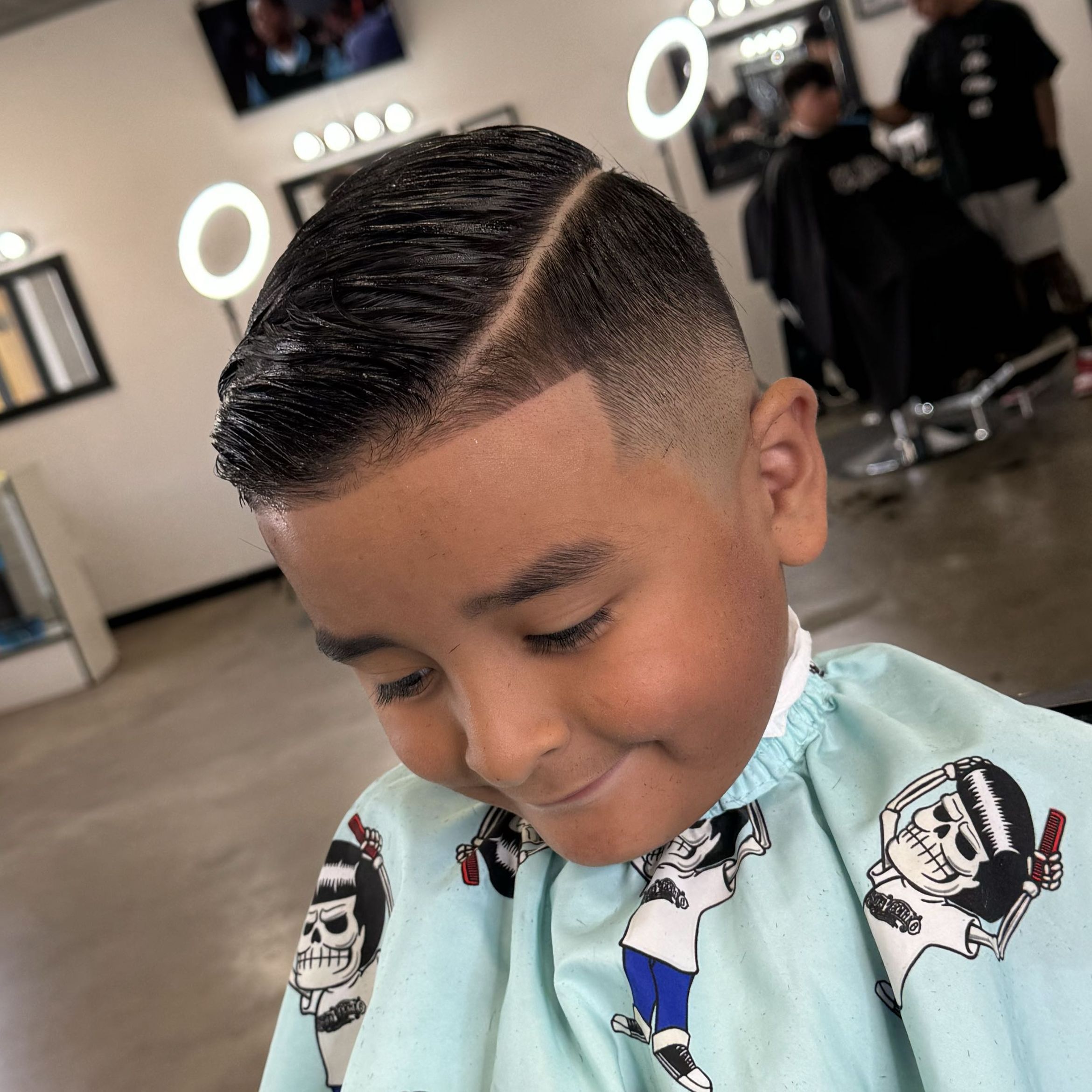 Dlo cutz, 486 S Rancho Ave, San Bernardino, 92410