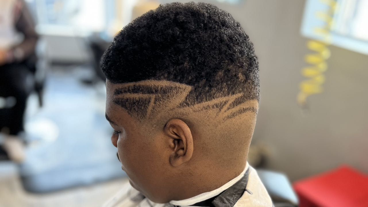 Barbershops Near Me in Kent  Find Best Barbers Open Near You!