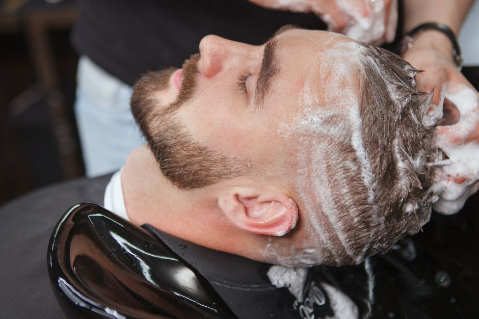 Men's Haircut with scalp and shoulder Massage portfolio