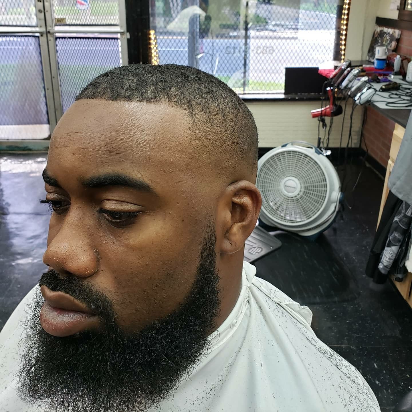 Men's Fade Haircut And Beard Trim portfolio