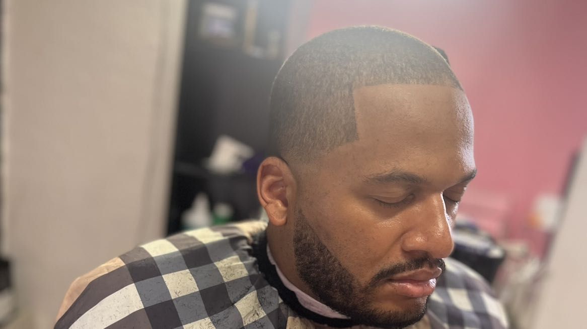 Men Haircut Near Me - Judes Barbershop