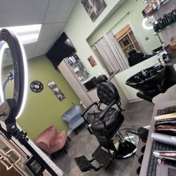 ALAA barbershop, 4023 Airport Blvd, Mobile, AL, 19, Mobile, 36608
