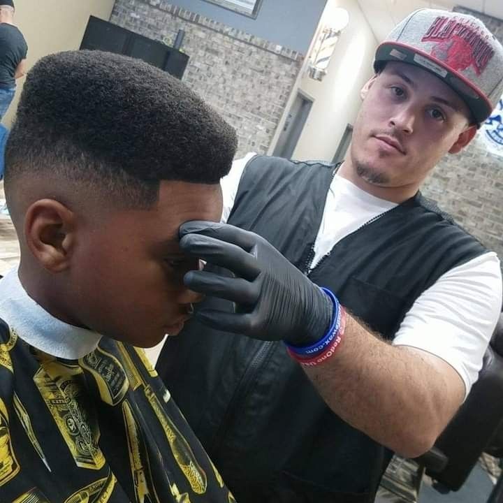 Exclusive Cuts, 182 Main St, East Hartford, 06118