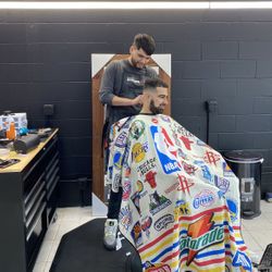 Luis The Barber, 6215 Havelock Ave, Lincoln, 68507