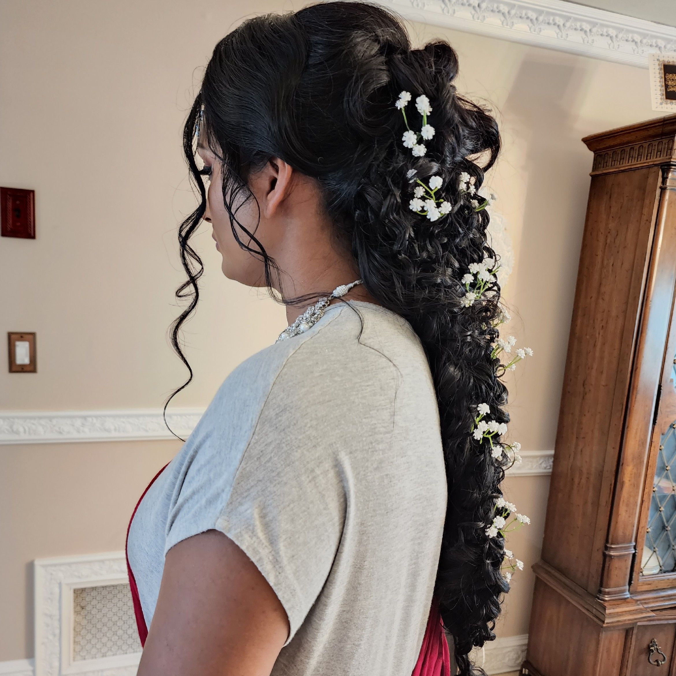 Indian Bridal Hair, Makeup And Dressing portfolio