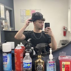 Luis Barber 📏 ( Denny’s Level Up Barbershop ), 67 Wall St, 67 wall st, Newark, 07105